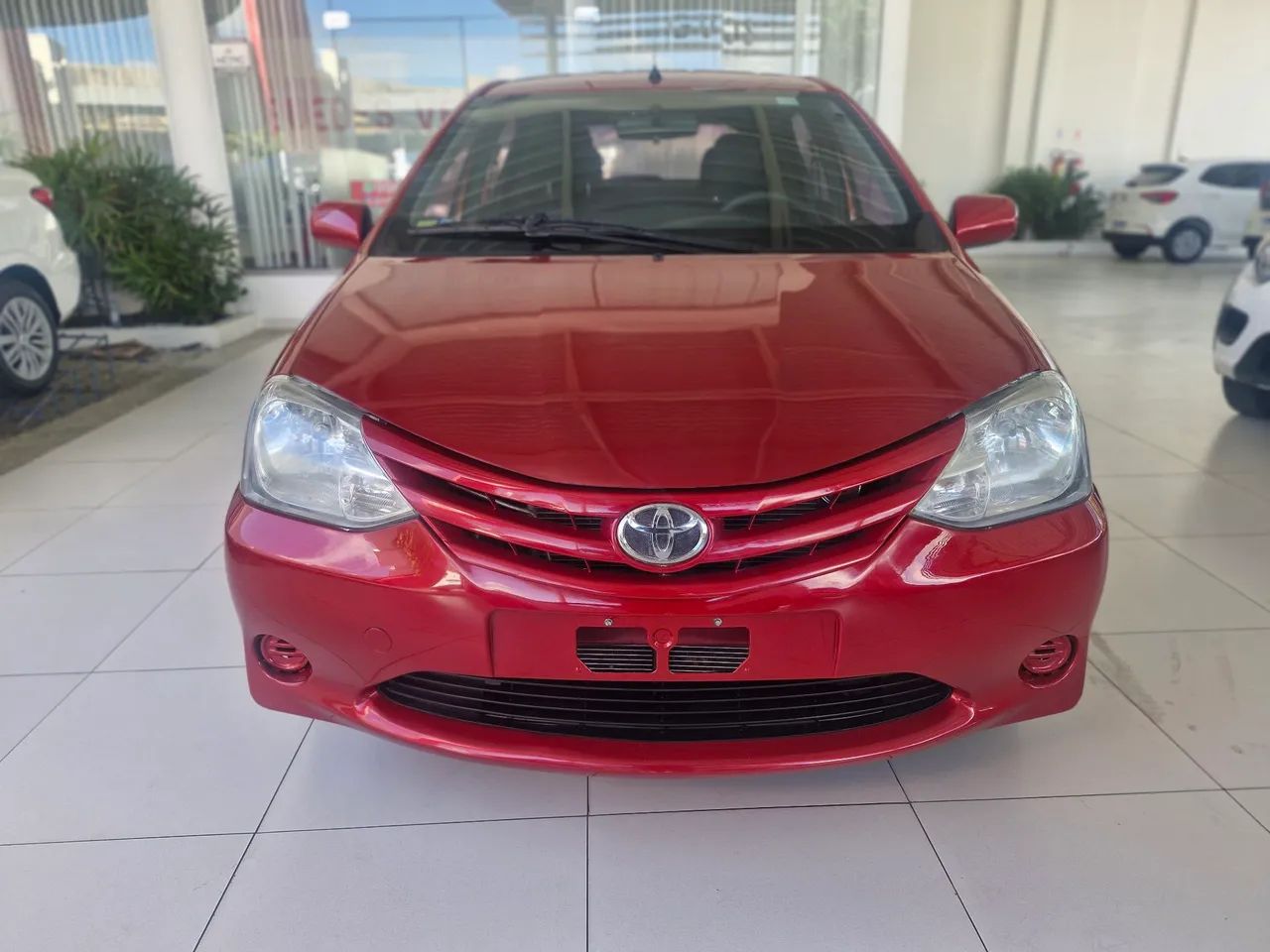 Toyota Etios XS 1.3 Flex 16V 5P Mec. 2013